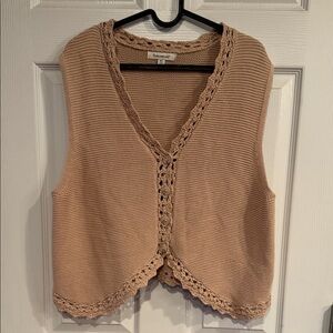 Francesca’s Knit Cropped Vest